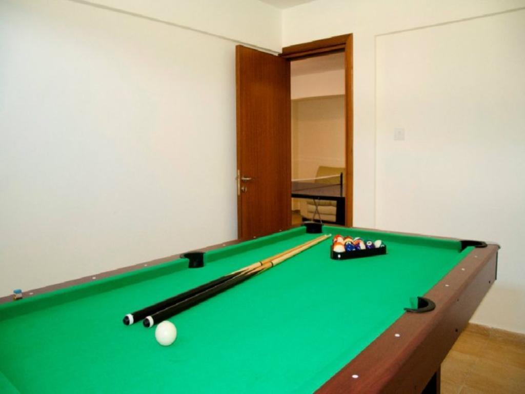 Villa Saraliana Sandy Beach Villas - Heated Pool - Jacuzzi - Private Beach Area Polis Room photo