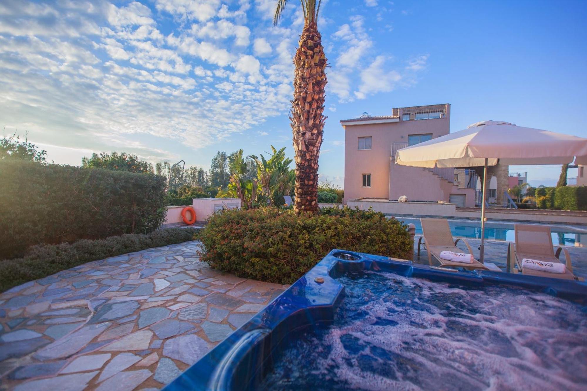 Villa Saraliana Sandy Beach Villas - Heated Pool - Jacuzzi - Private Beach Area Polis Exterior photo