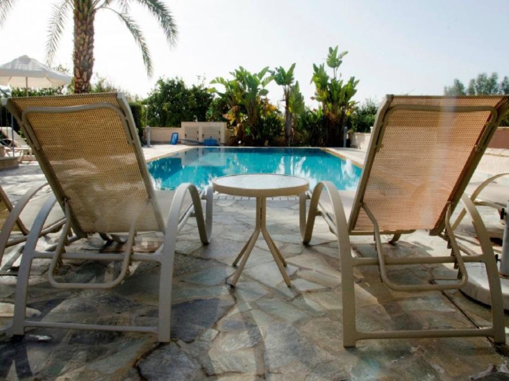 Villa Saraliana Sandy Beach Villas - Heated Pool - Jacuzzi - Private Beach Area Polis Room photo